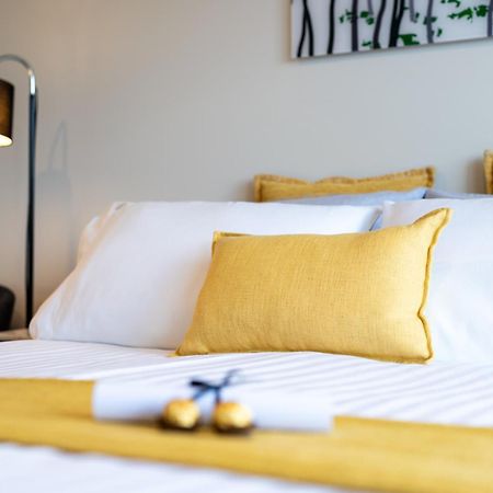 Oceana B&B Howrah Экстерьер фото